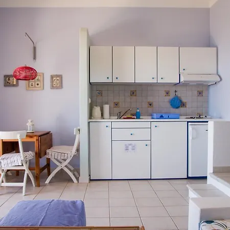 Aparthotel Nefeli 3*