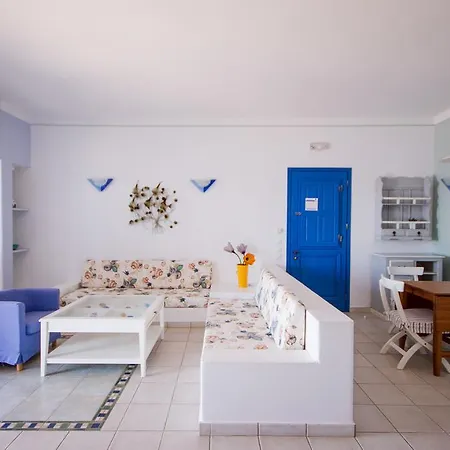 Nefeli Aparthotel Lisso