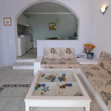 Nefeli Aparthotel Lisso